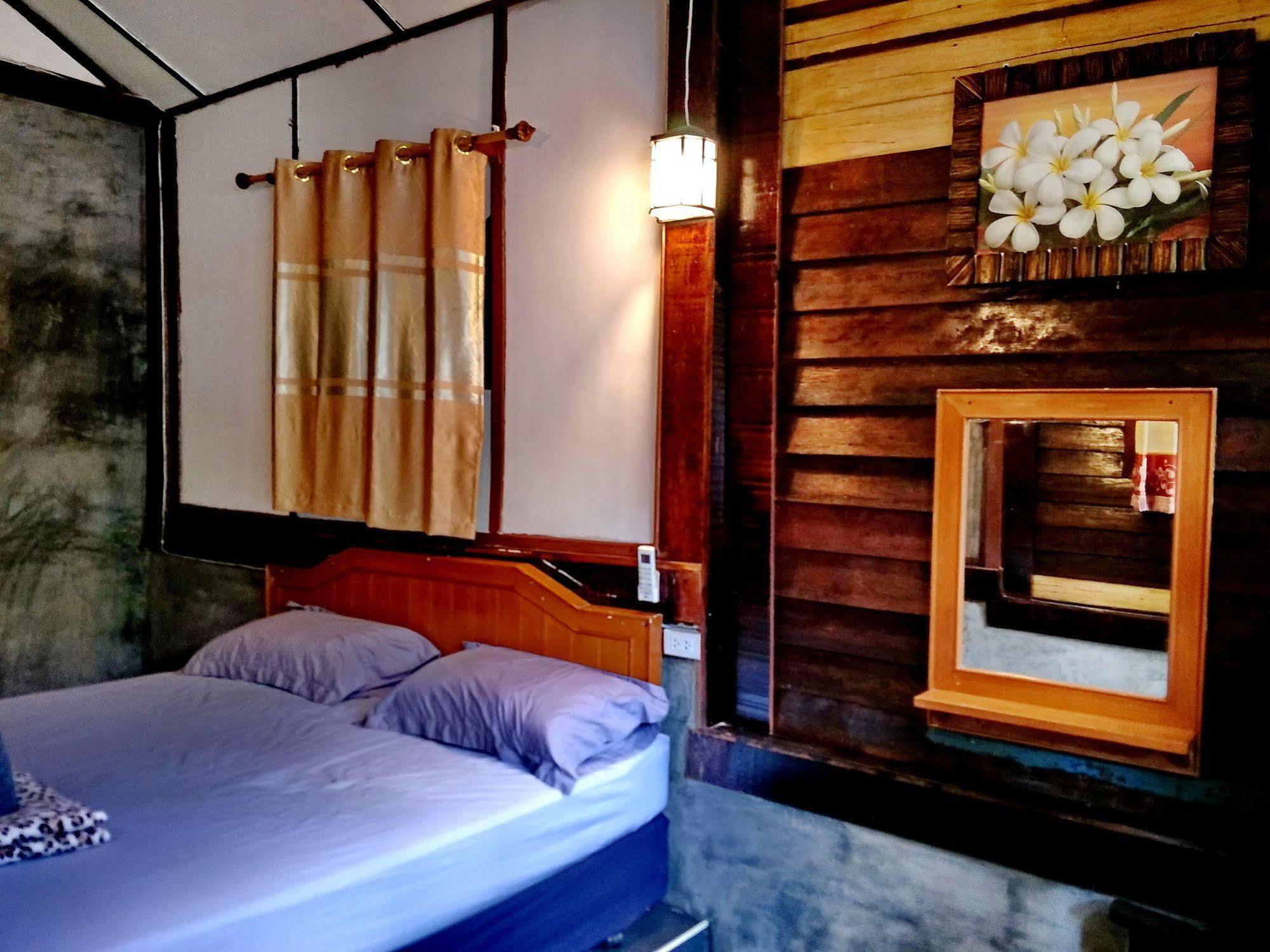 Tuk Tuk Guesthouse Ko Čang Exteriér fotografie